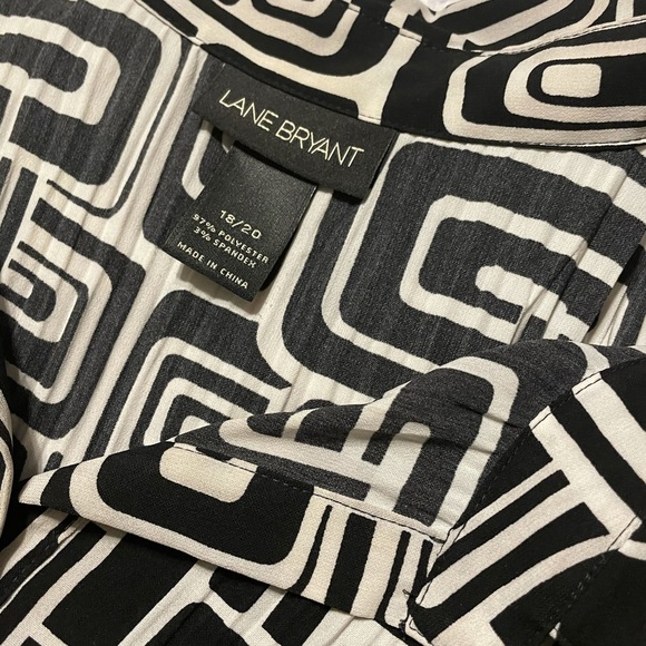 Lane Bryant black and white collard shirt - Picture 4 of 4